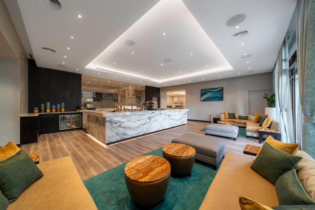 Bar/lounge, Sofitel Dubai The Palm Resort And Spa in Dubai