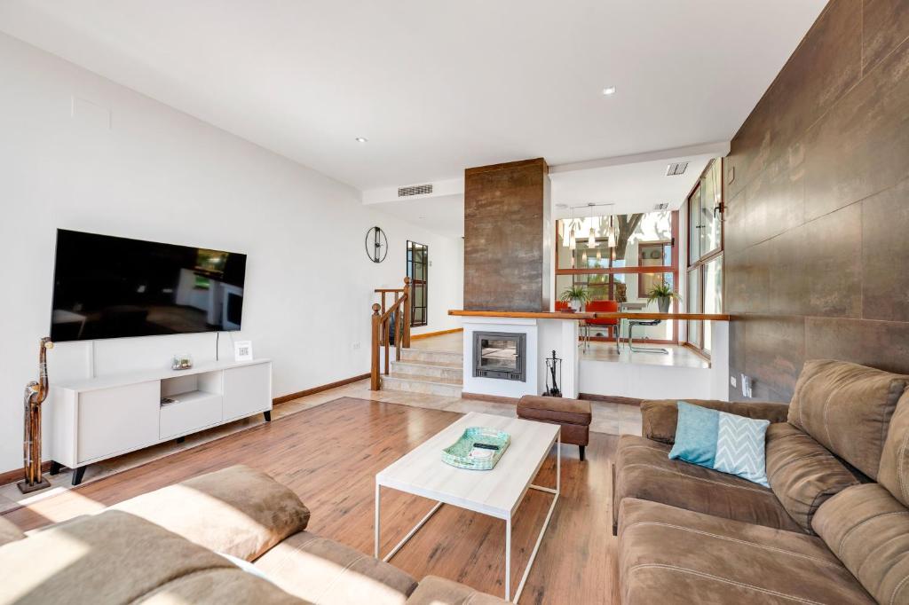 Villa Serena Marbella - Luxury villa with pool & sea views - 5