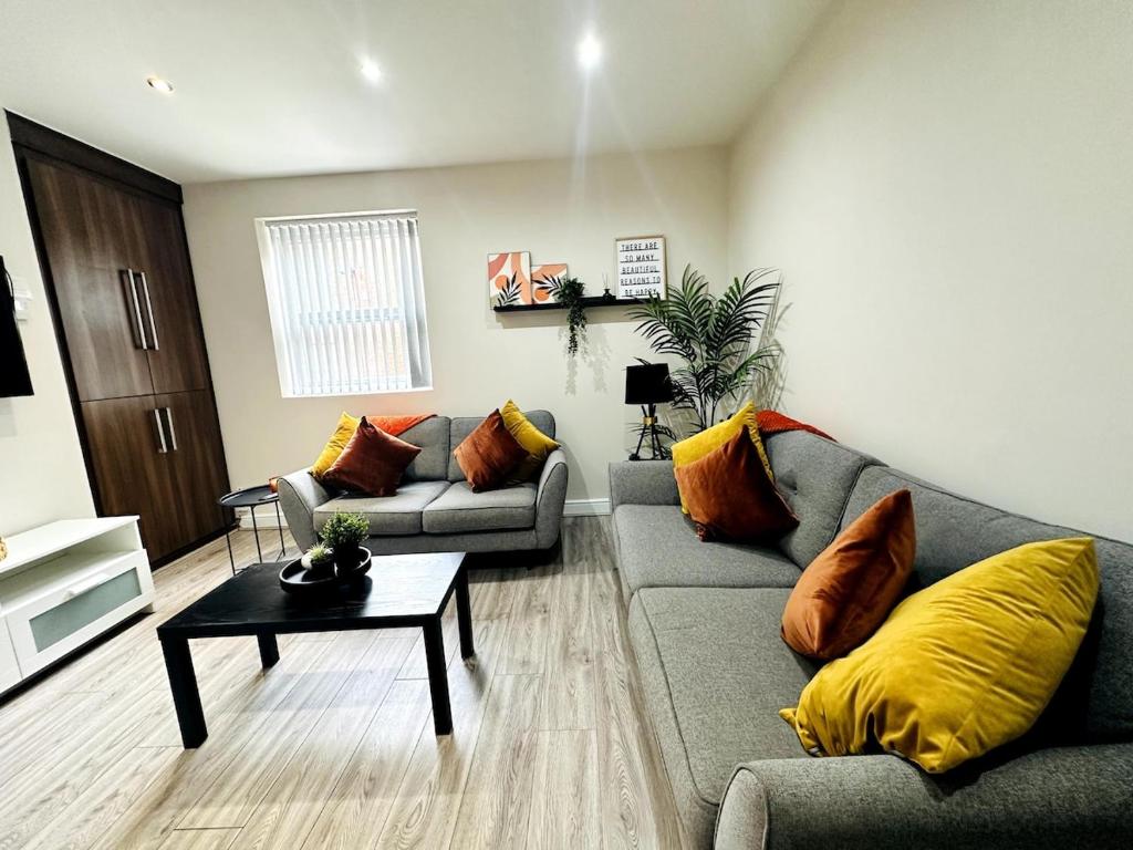 Lovat House - Large 6-Bedroom Property, Preston