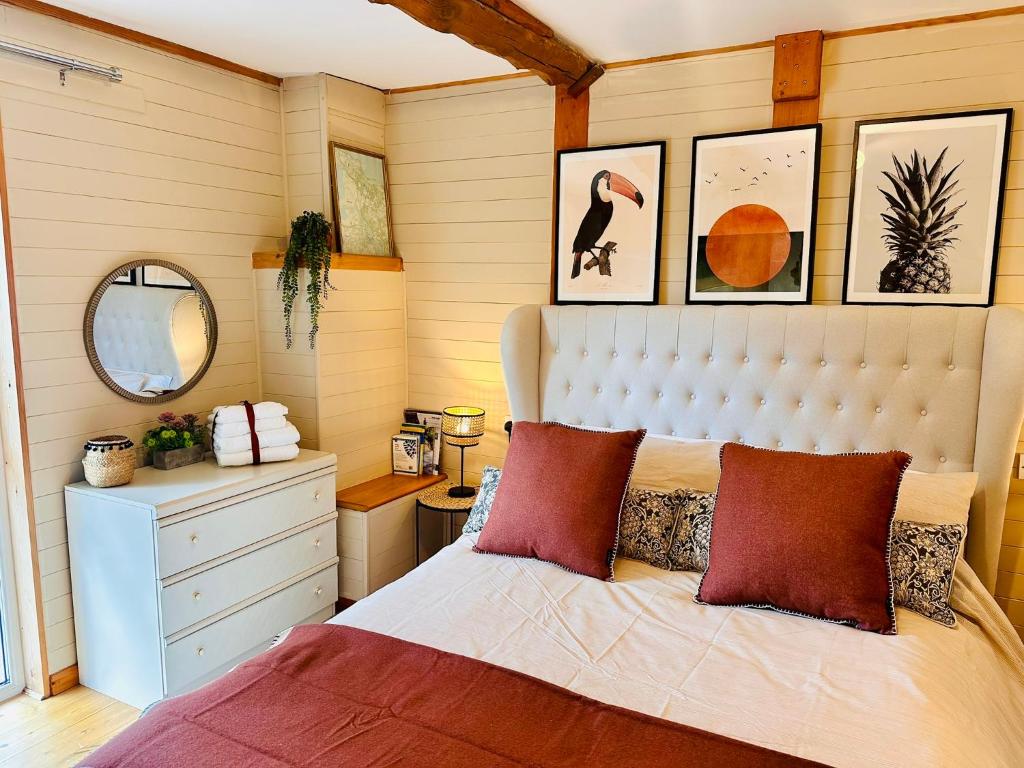 The annex on our farm, Colwyn Bay