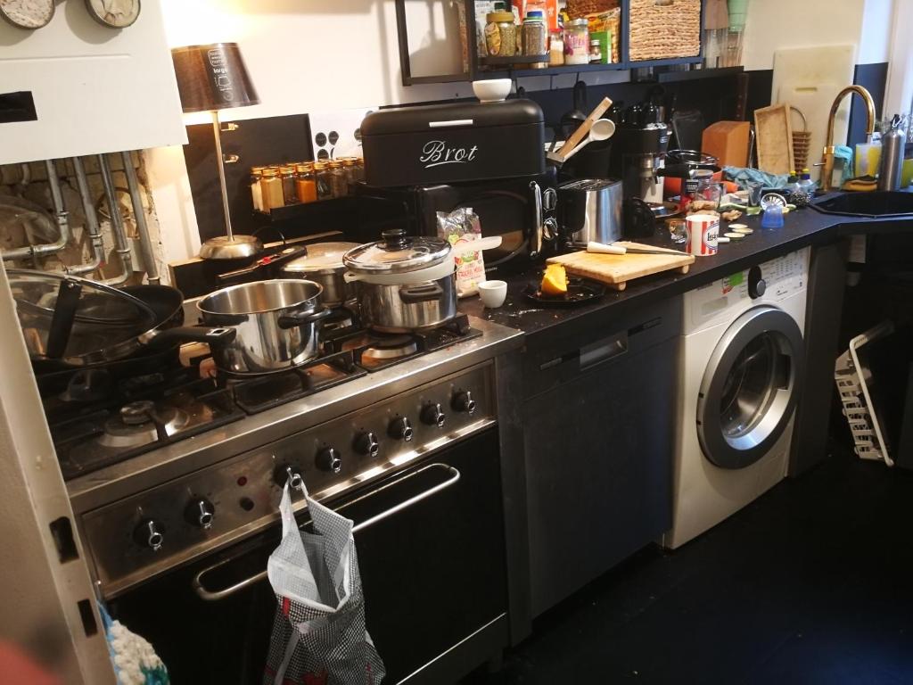 OKTOBERFEST central one bedroom upto four pax - 5