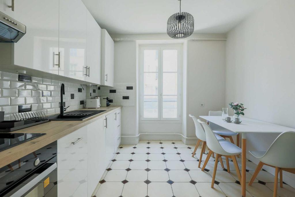 Modern Apartment - 2BR- 4P - Champ-de-Mars - 2