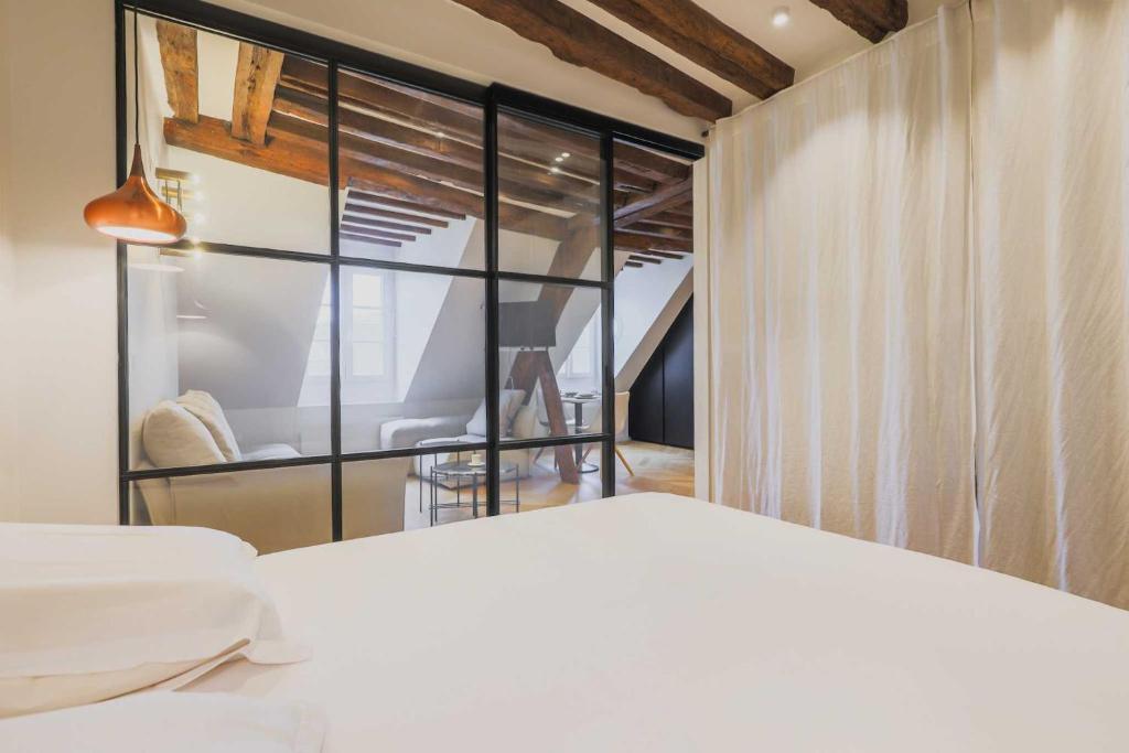 Modern flat -1BR-2P- in the heart of the Marais - 4