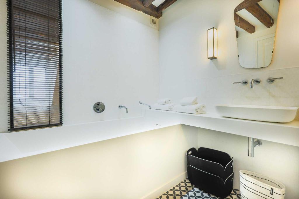 Modern flat -1BR-2P- in the heart of the Marais - 5