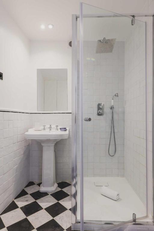 Modern Apartment -2BR-4P- Marais - 5