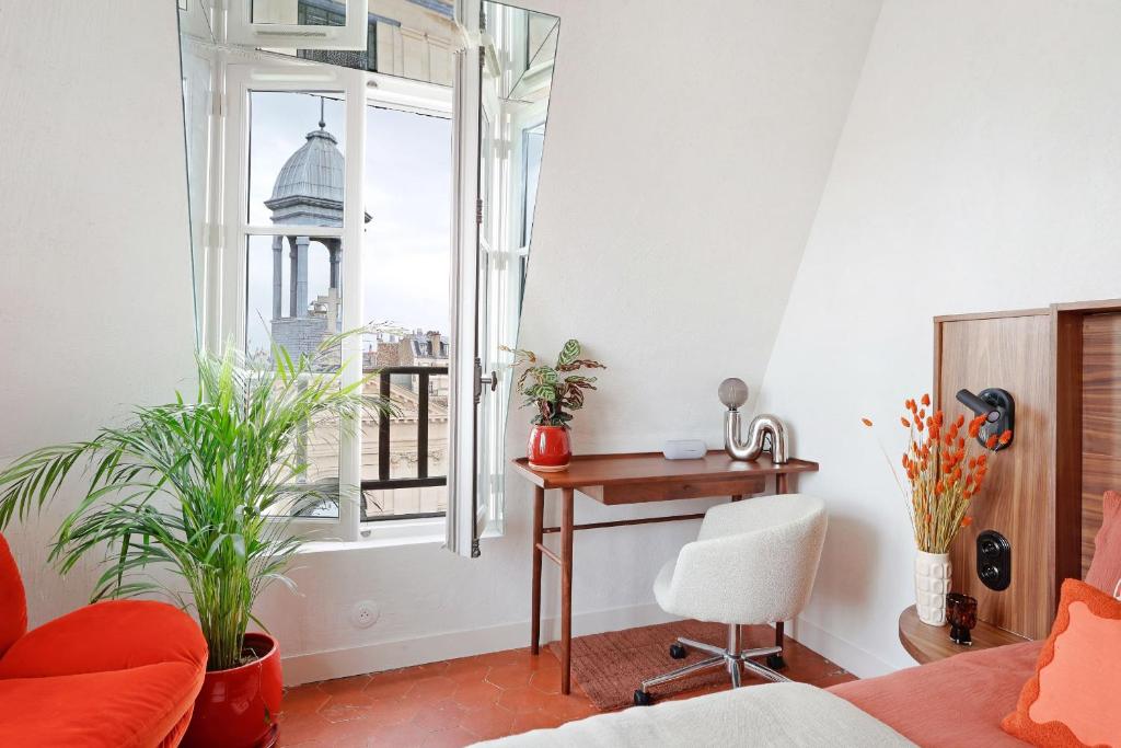 la suite rouge du marais - 3
