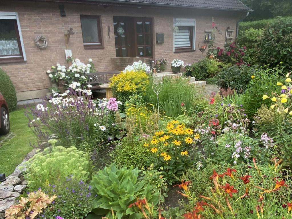 Lorenz große FeWo mit sonnigem Balkon in ruhiger Lage, Silberstedt