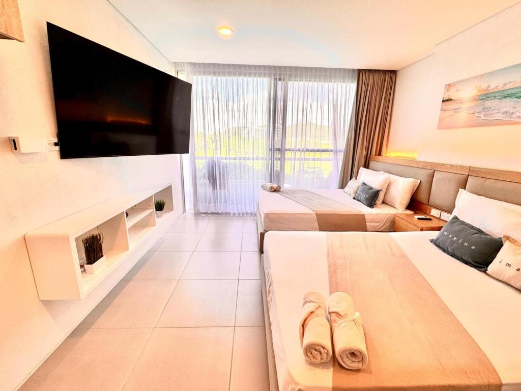 Modern apartment near the beach - 1