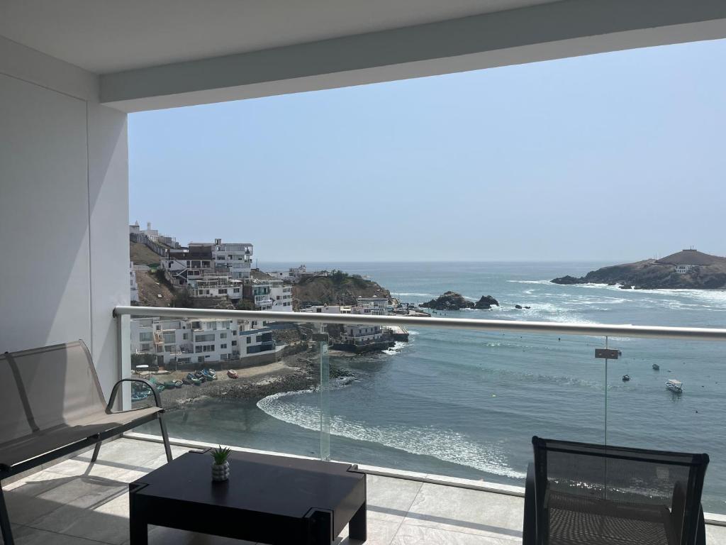 Departamento único con vista al mar y terraza - 1