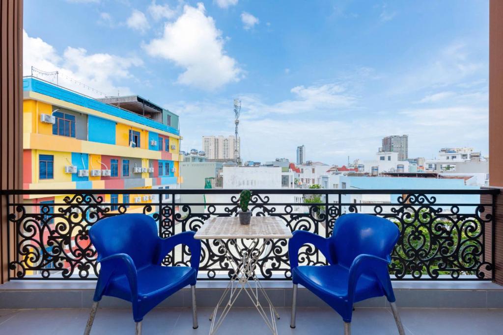 126 Vung Tau Pool Villa Back Beach From 4 To 12 Rooms Options