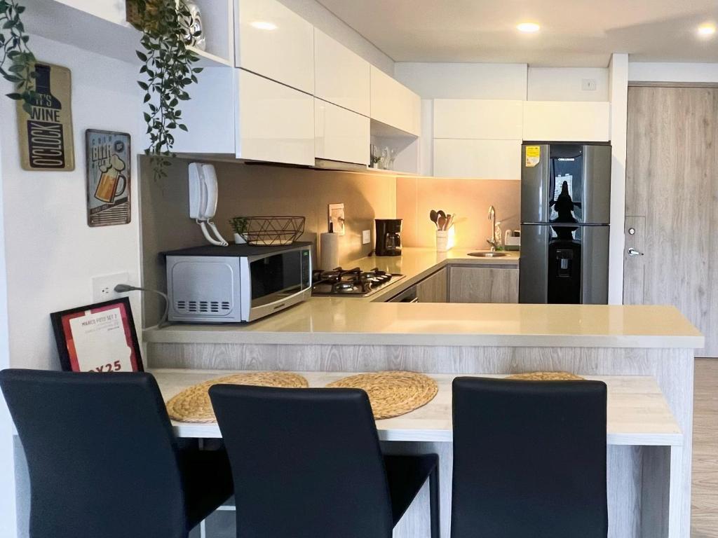 Hermoso Apartamento Torre Barcelona - 2