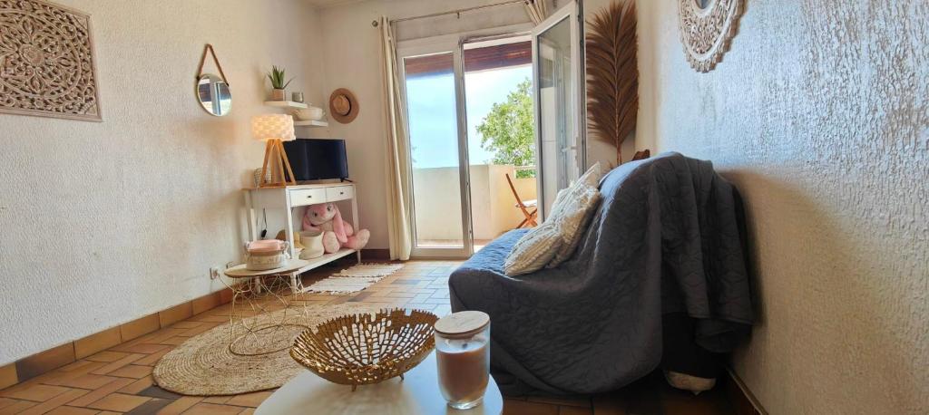 Charming beachfront studio in Fréjus Plage - 4