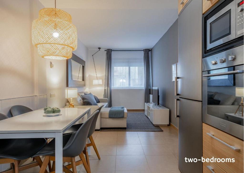 Inside Barcelona Apartments Salva - 2