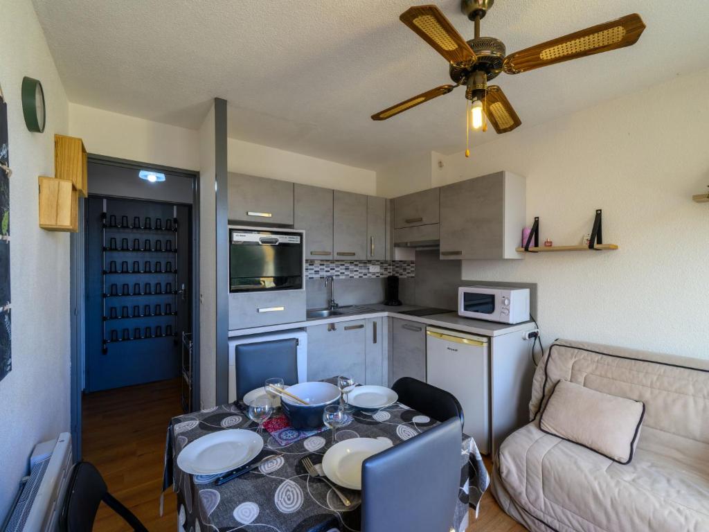 Apartment Gruissan Port-5 by Interhome - 2