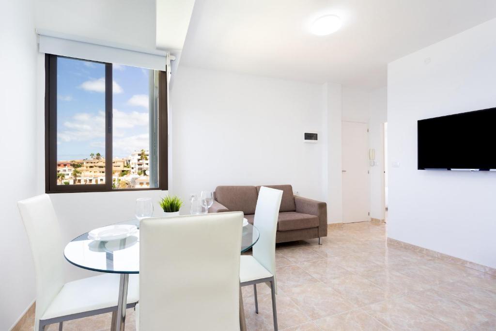 Home2Book Bright Escape by the Sea Puerto Santiago - 2