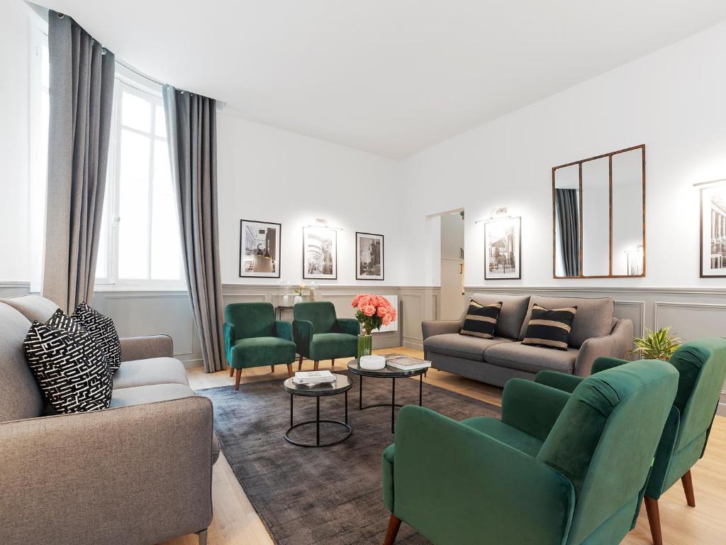 LivinParis - Luxury AC 4 Bedrooms Arc de Triomphe I - 3