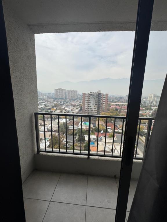 Amplio Apartaestudio, Santiago