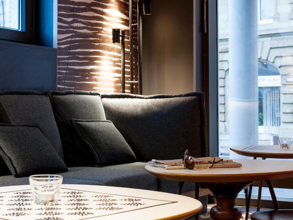 イビス シュトゥットガルト セントラム (ibis Stuttgart Centrum) ラウンジ