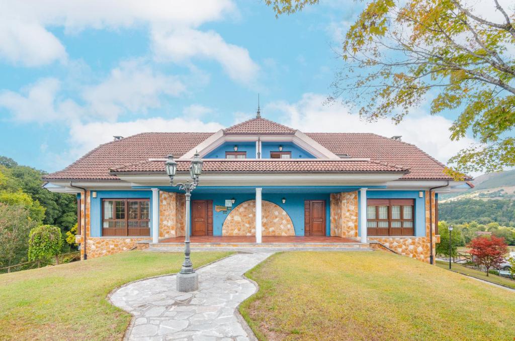 El Pongallin, Sevares