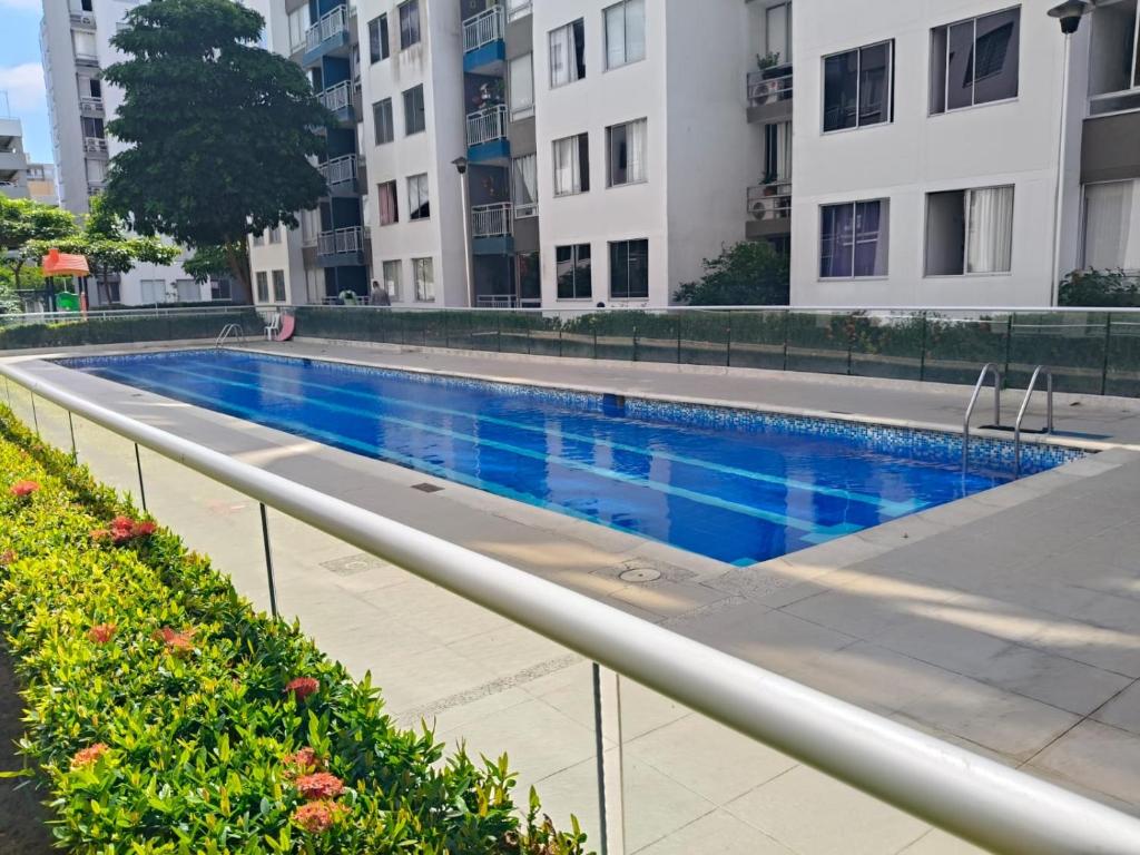 Acogedor Apartamento -Con Piscina y Parqueadero en Miramar - 4