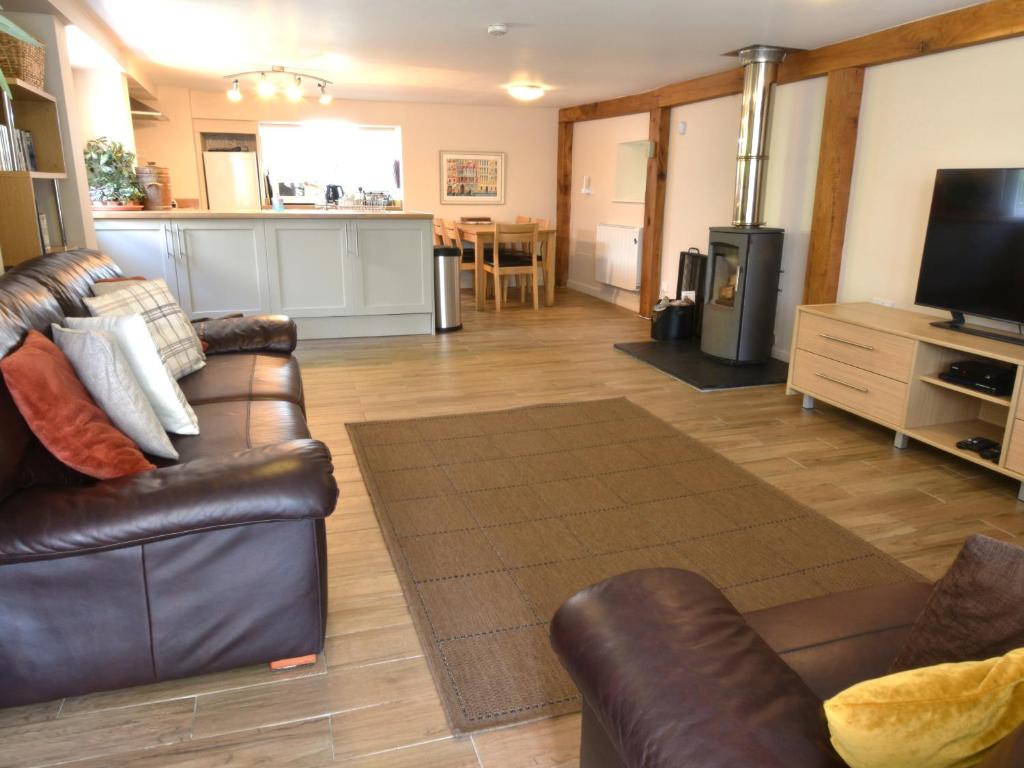 Kingfisher Cottage, Trelech photo 2