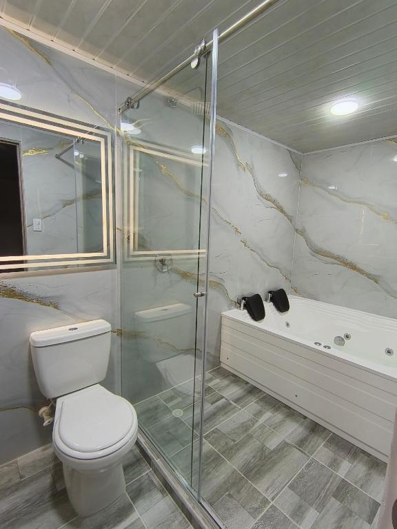 Alojamiento Hotel The hive suite - 3