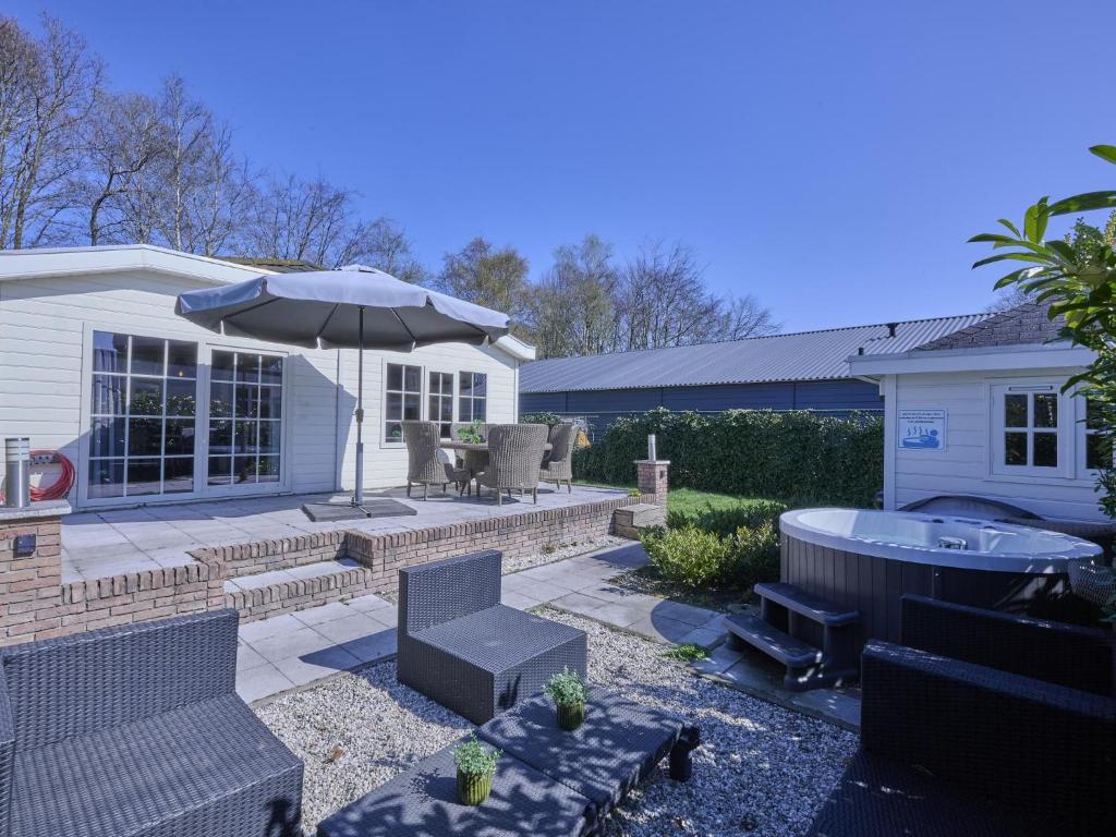 t Kaatsheuveltje 2, Sprang