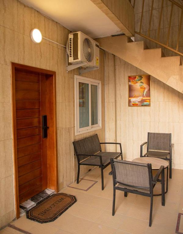 Fololo et fils, Kika