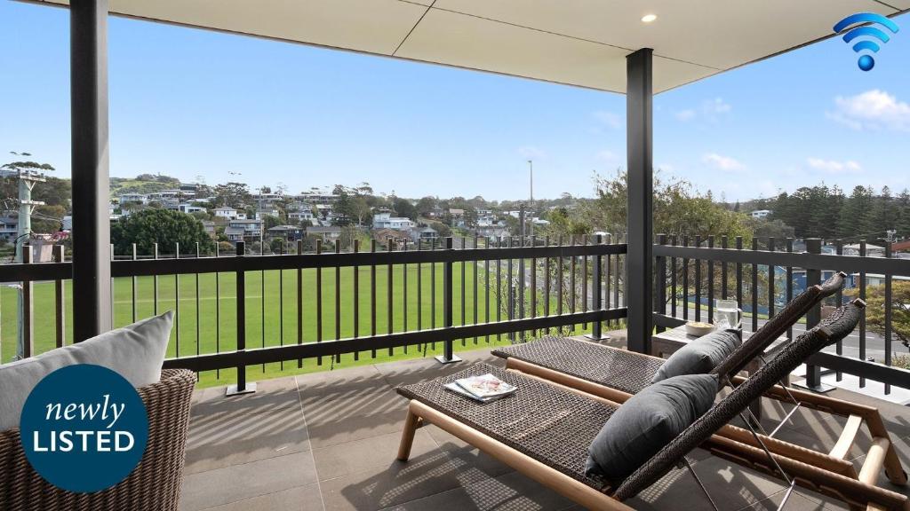 Surf N Turf - The Grandstand, Kiama