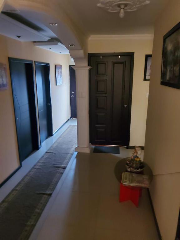 En Tulcán, habitaciones amobladas - 4