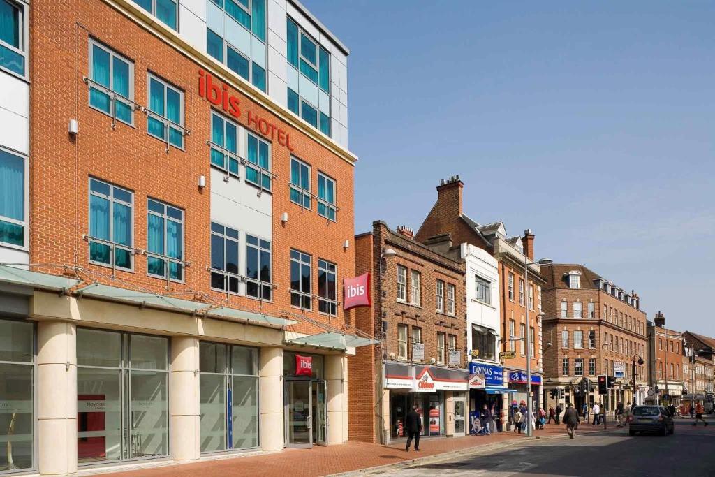 ibis Reading Centre, Reading