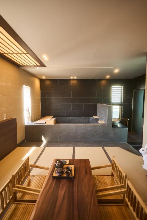 2. 료칸 호텔 우사..