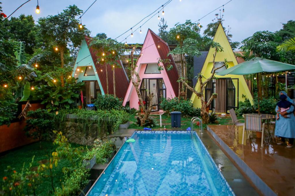 Baith Glamping, Cihideung