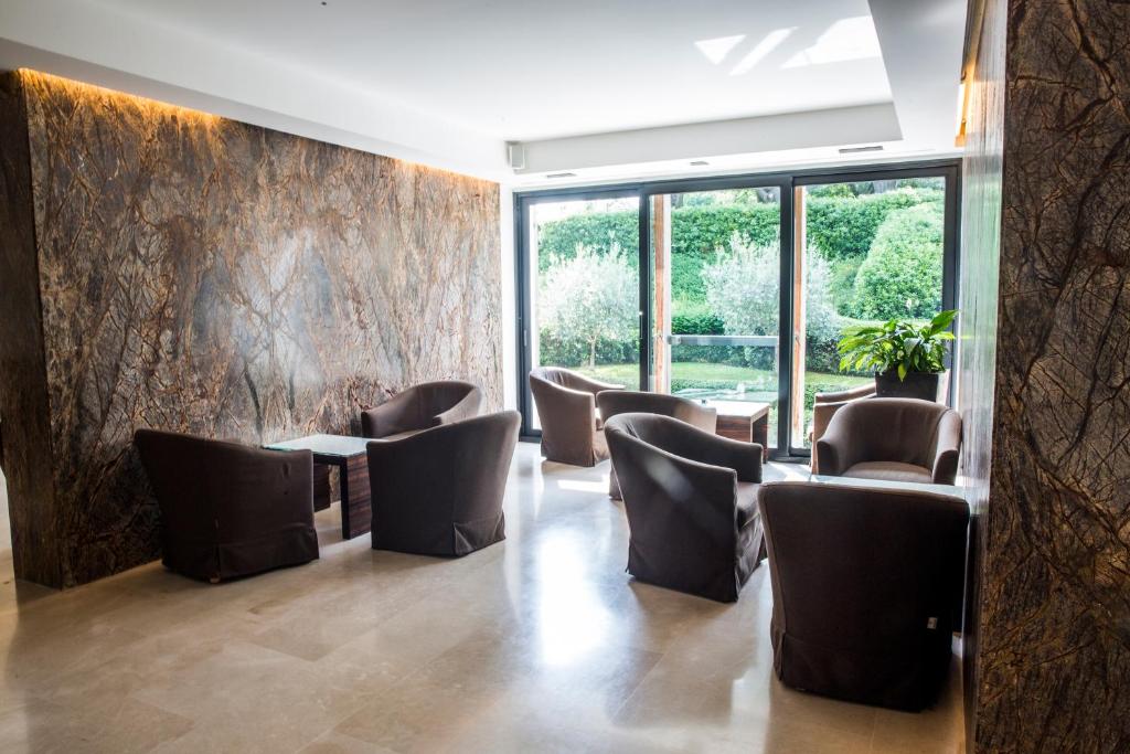 Hotel Acquaviva Del Garda photo