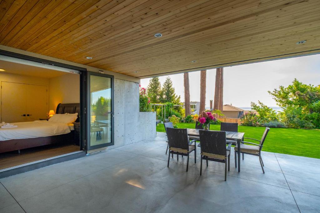 New 2BR Suite With Great Ocean View in West Vancouver, West Vancouver