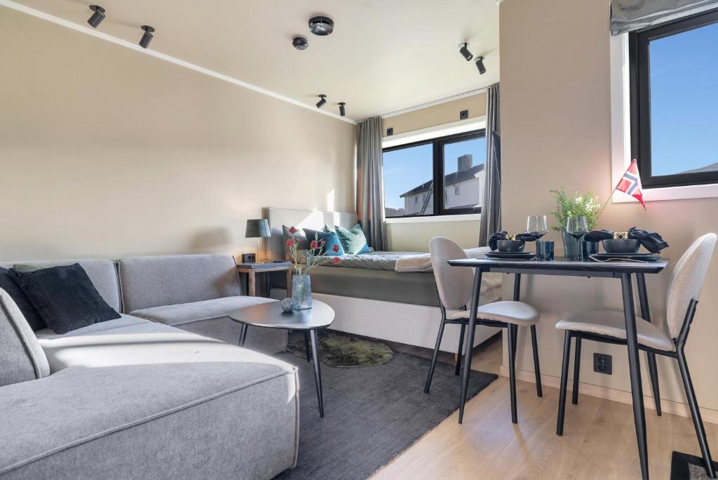 Premium Studio by Arctic Seasons - A Cozy Luxury Escape at the Top of Tromsø, Tromsø