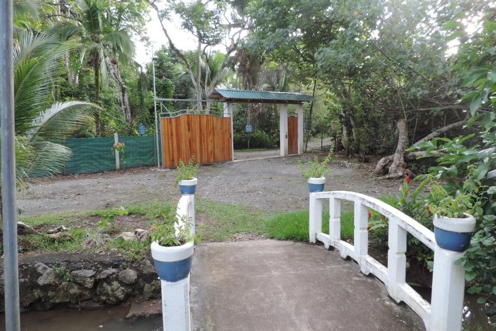 Bungalows Ache Cahuita photo