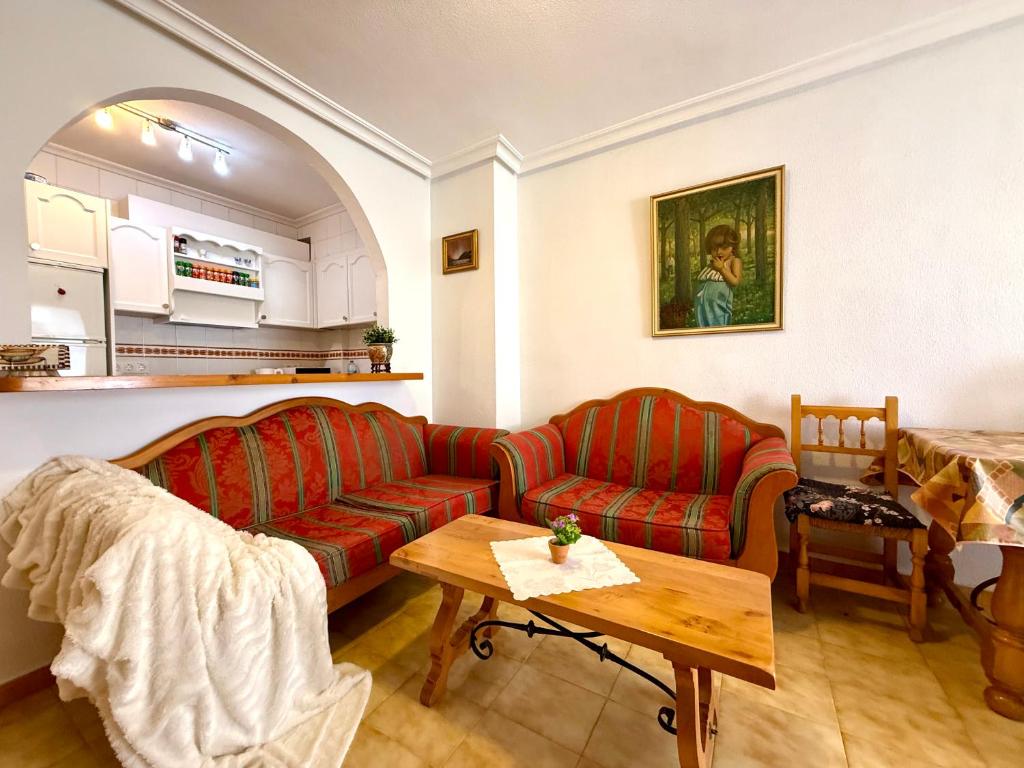 Galeon Pool Stay, 600 m to the beach, 2 double beds - 2