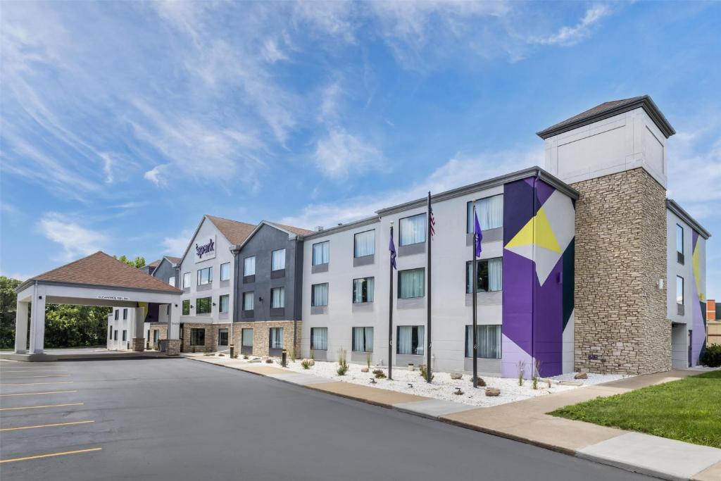 Spark by Hilton La Crosse Onalaska, Onalaska