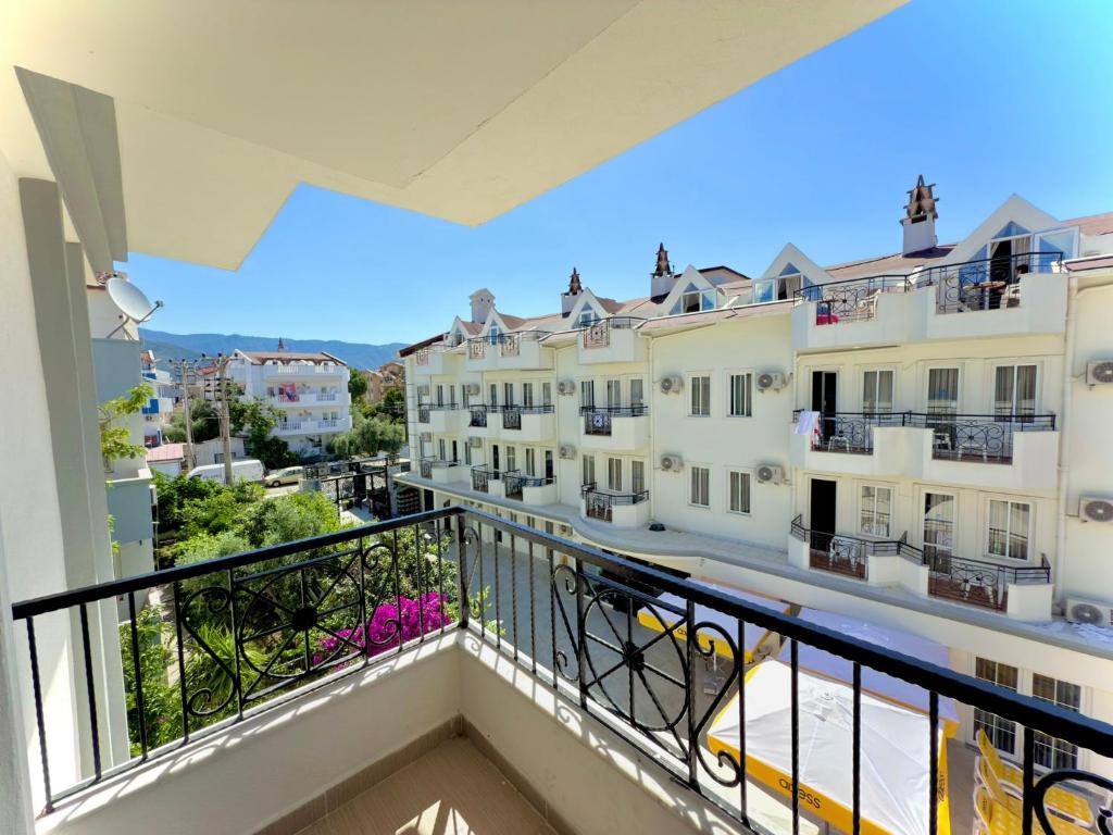 Fidan Apart Hotel — Hotel building in Marmaris, Mugla