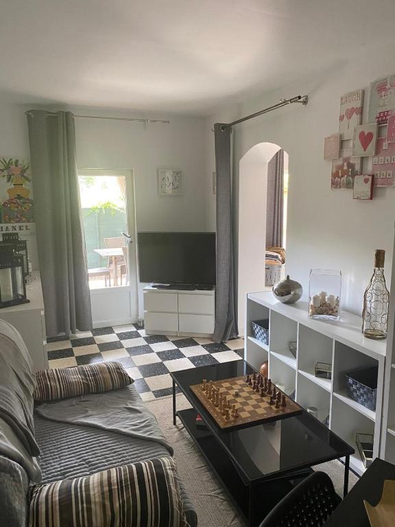 Charming garden apartment Lorettes - 3