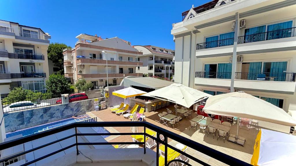 Fidan Apart Hotel — Swimming pool in Marmaris, Mugla