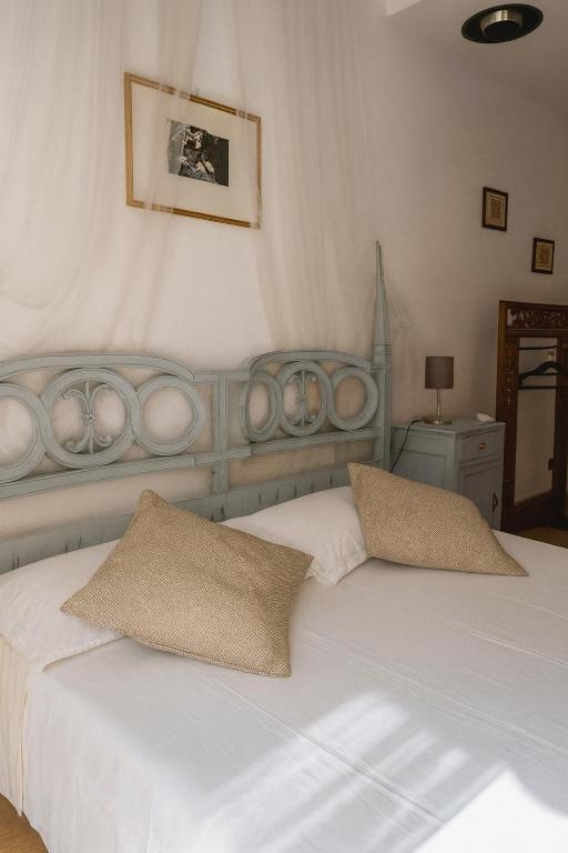 Beautiful floral apartment on Navigli - 5