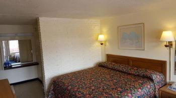 Red Carpet Inn - Blacksburg photo