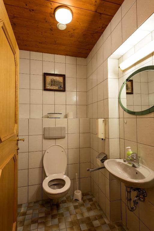 Landhaus Hubertus - 3