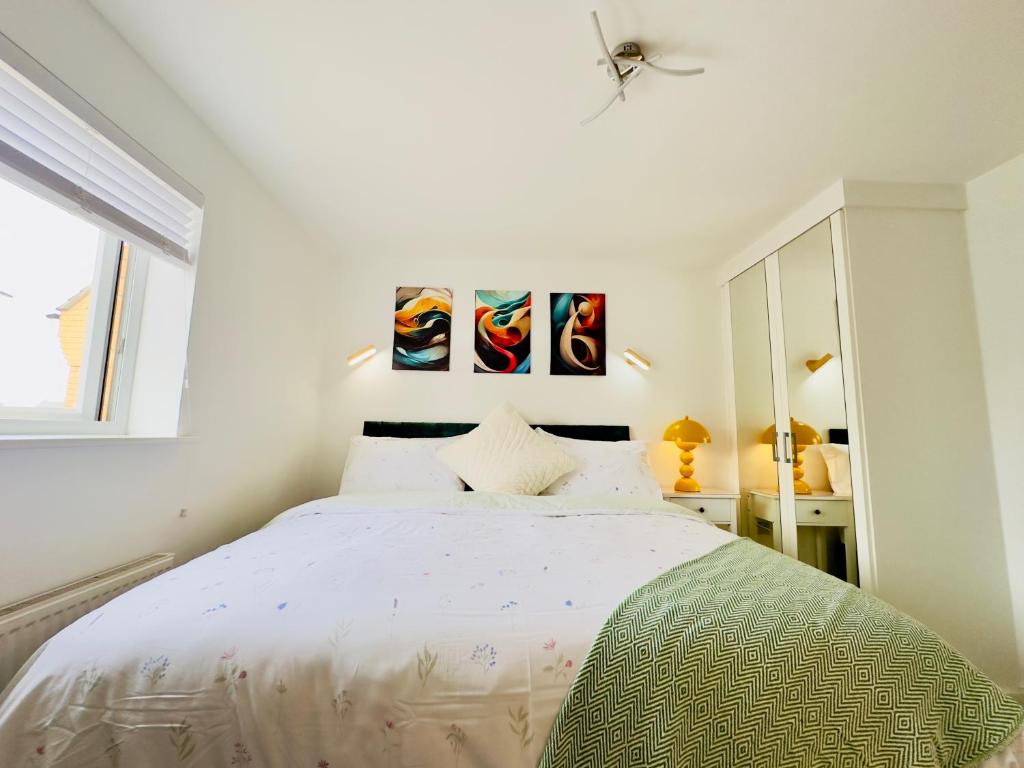 Kensington Bliss - 3 Bedroom House in Colchester, Lexden