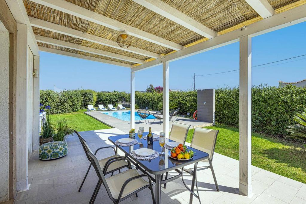 Villa Indaco by Villa Plus - 4