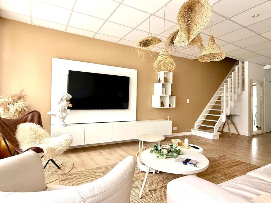 Spacious duplex in the center of Bastogne Onikos rooms, Bastogne