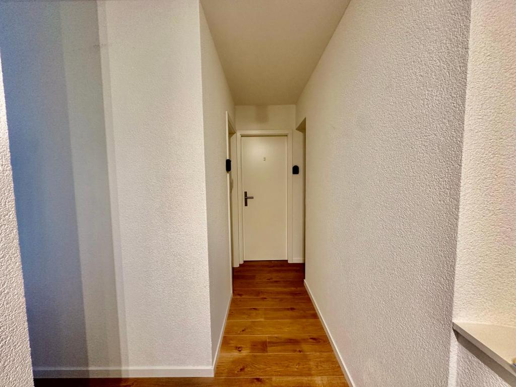 Private & Shared Stays in Lausanne - 3