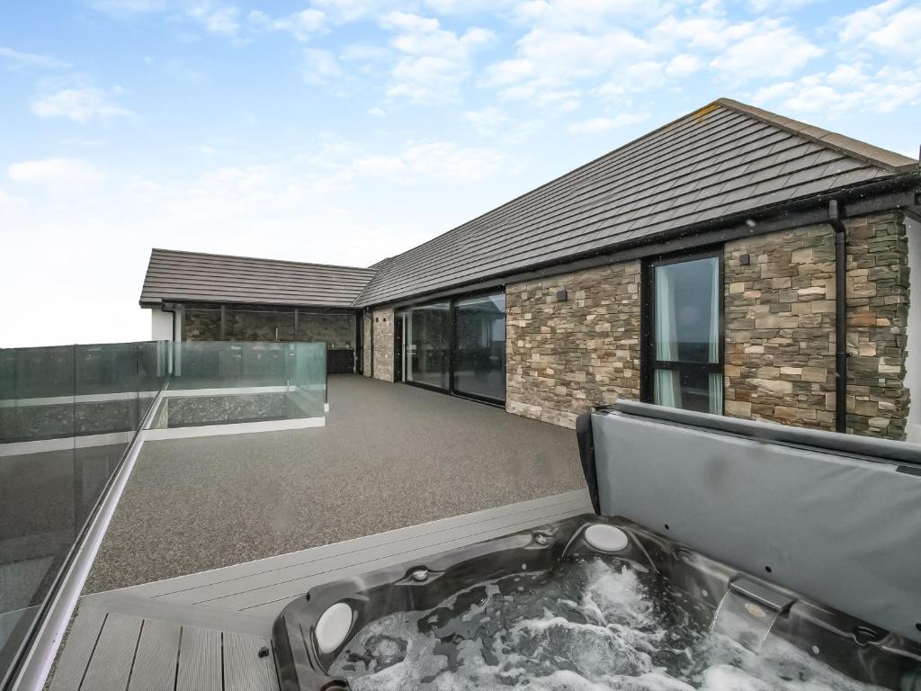 Hafan Dawel, Verwick